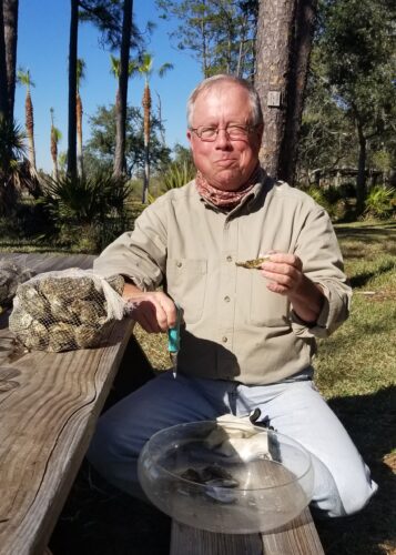 Jeff Tilley teaches us to shuck oysters